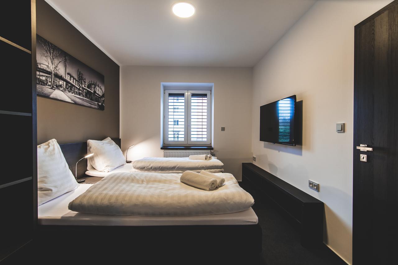 SILESIA Residence Ostrava Exterior foto A typical room at the hotel